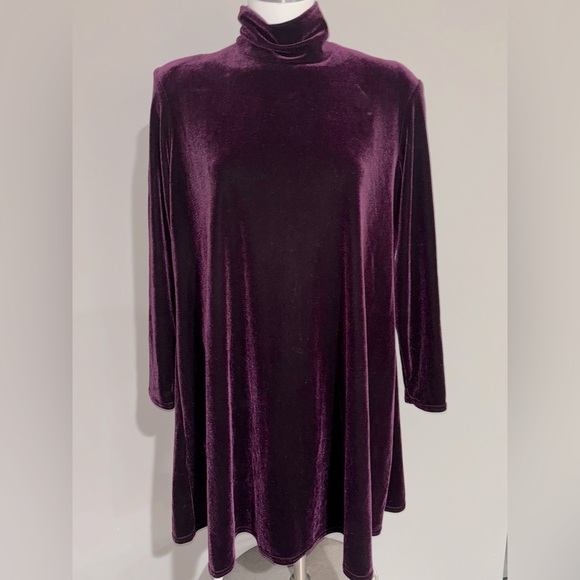 Wayne Diamond Designs Women's Size L Stretchy Velvety Dress Very Good Condition - Picture 1 of 4